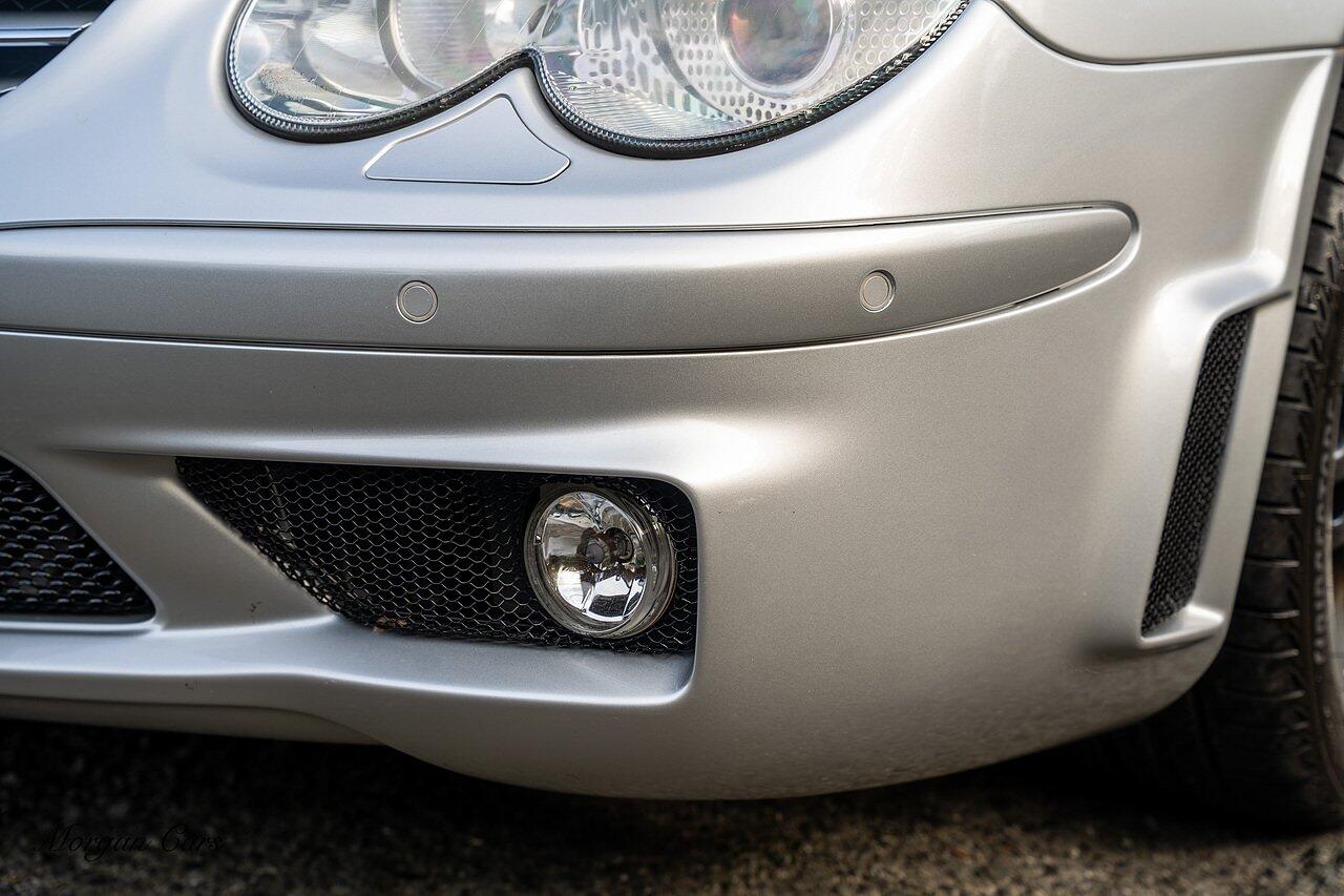 Mercedes-Benz SL view 42