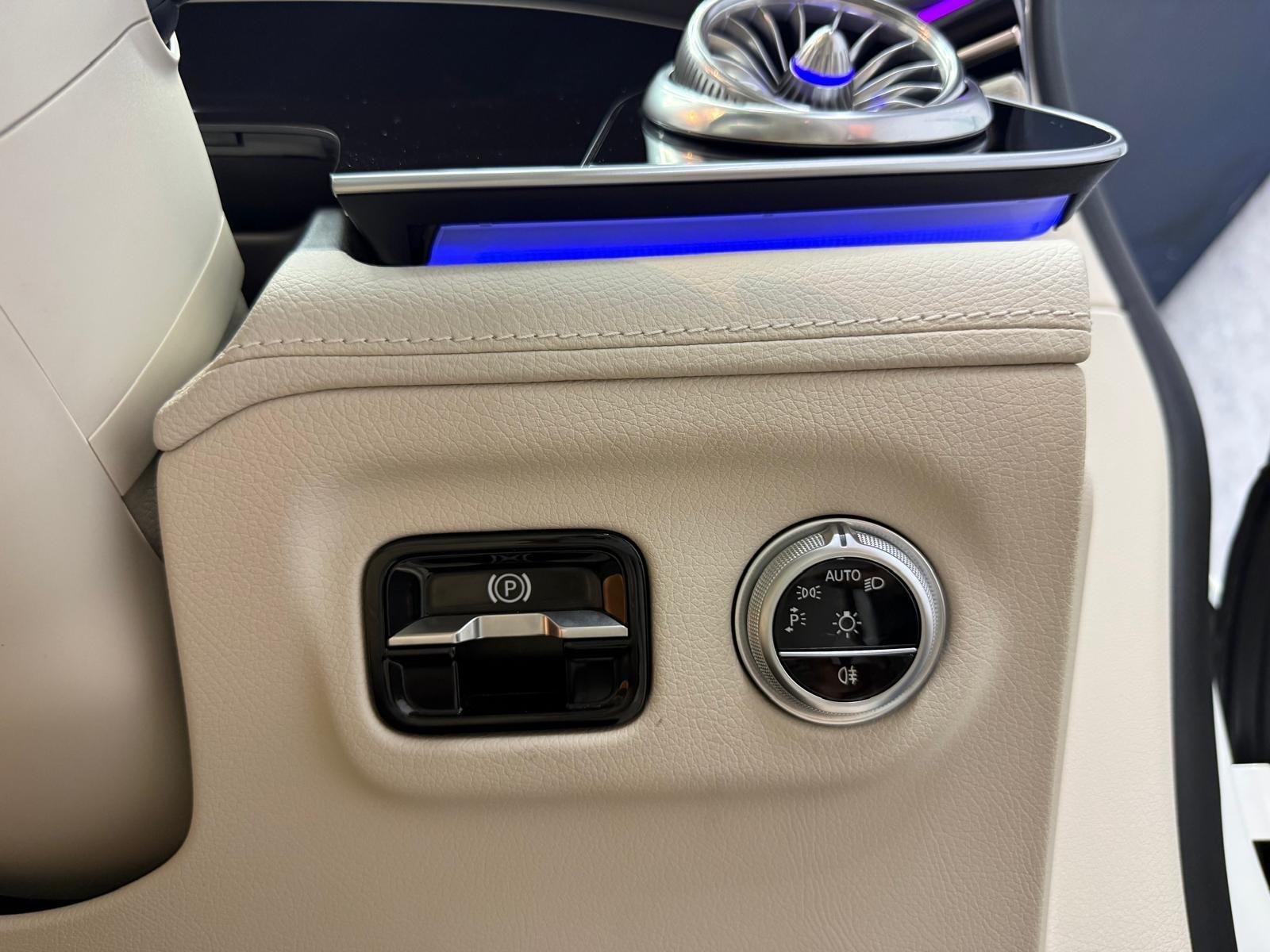 Mercedes-Benz Eqs view 42