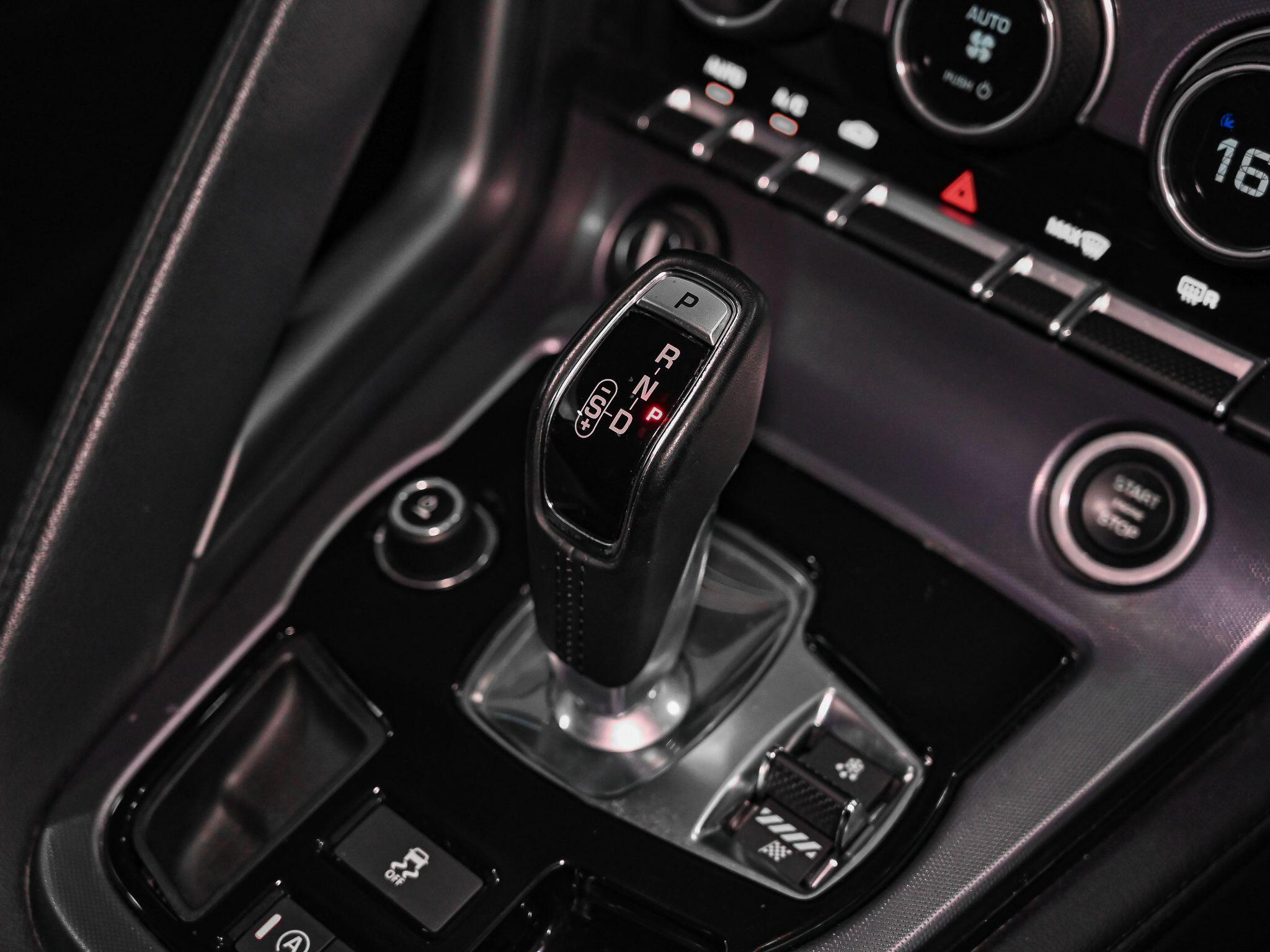 Jaguar F-Type view 10