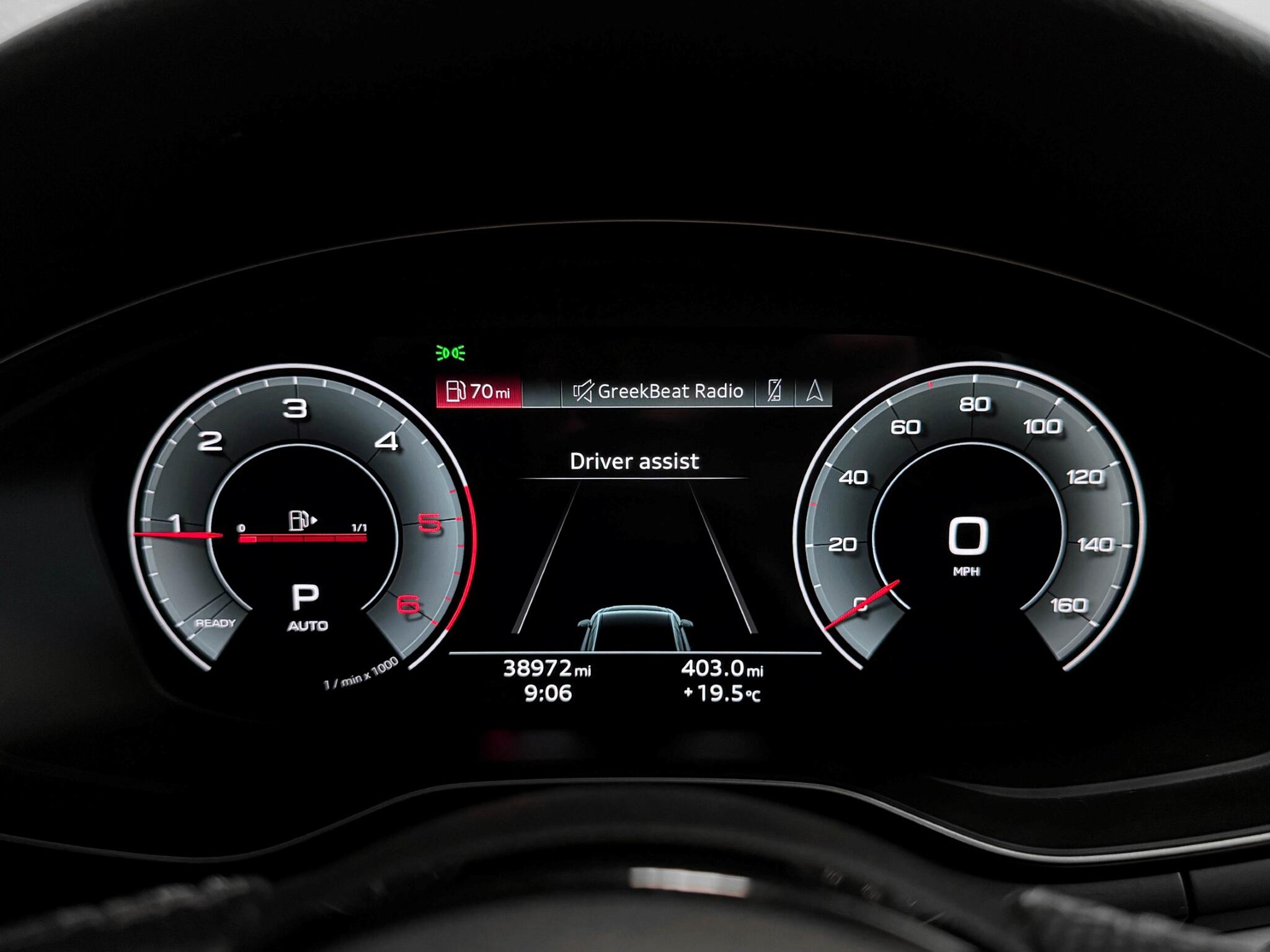 Audi A4 view 32