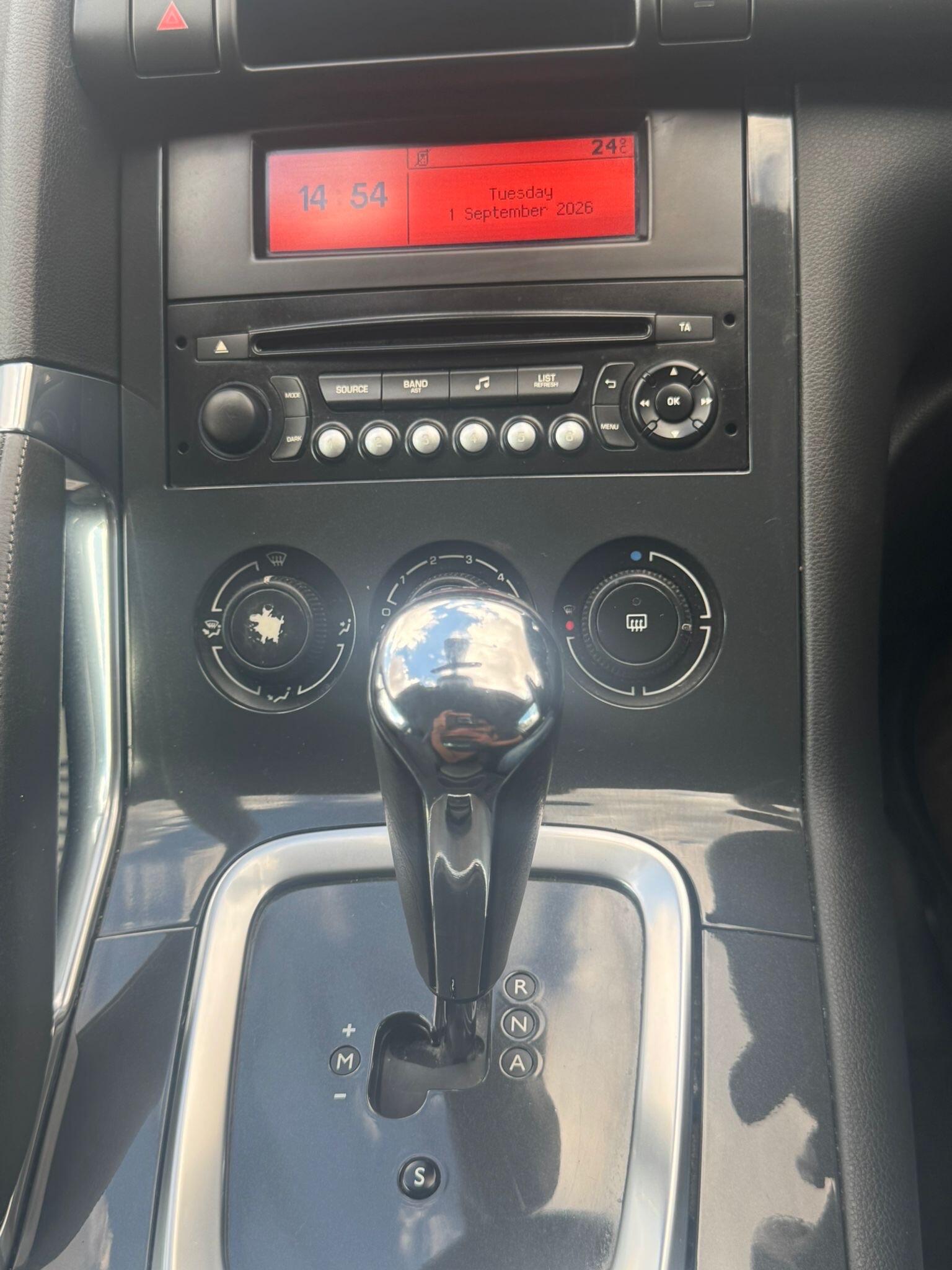 Peugeot 3008 view 12