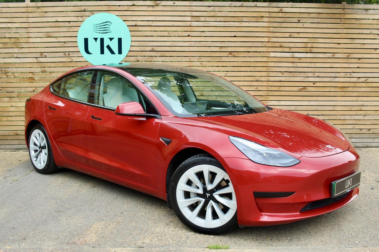 Tesla Model 3 view 3