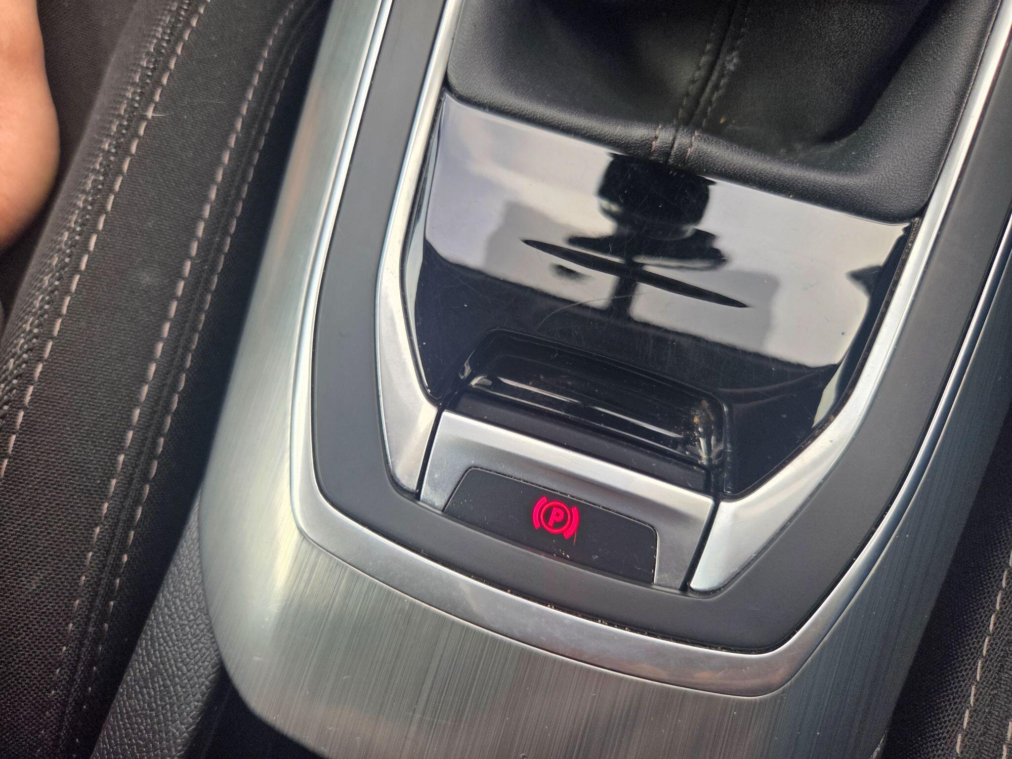 Peugeot 308 view 20