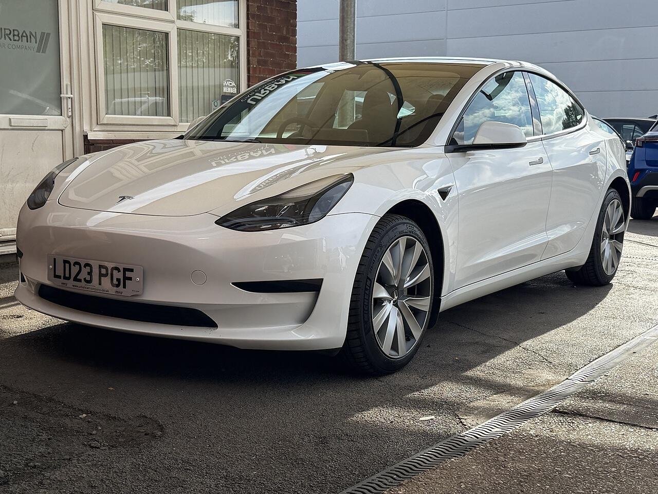Tesla Model 3 view 6