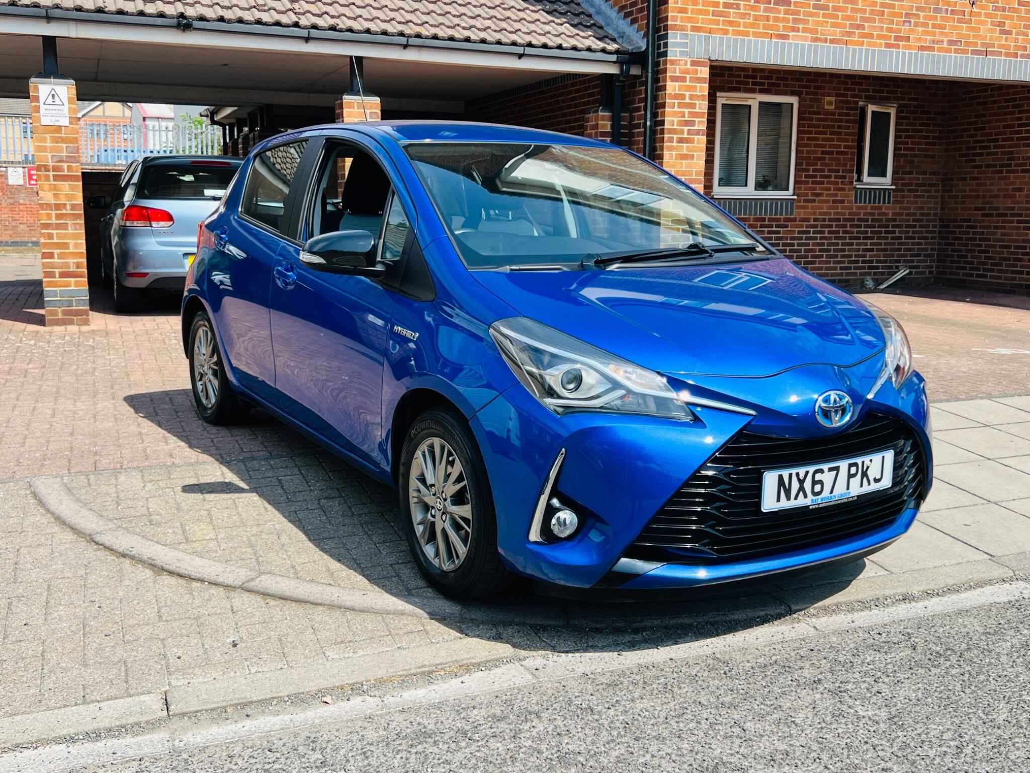 Toyota Yaris view 11