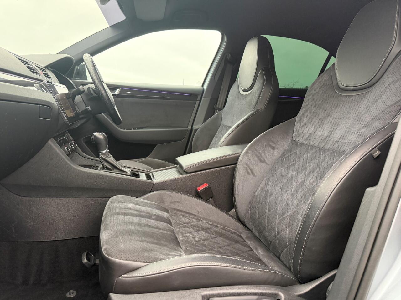 Skoda Superb view 23