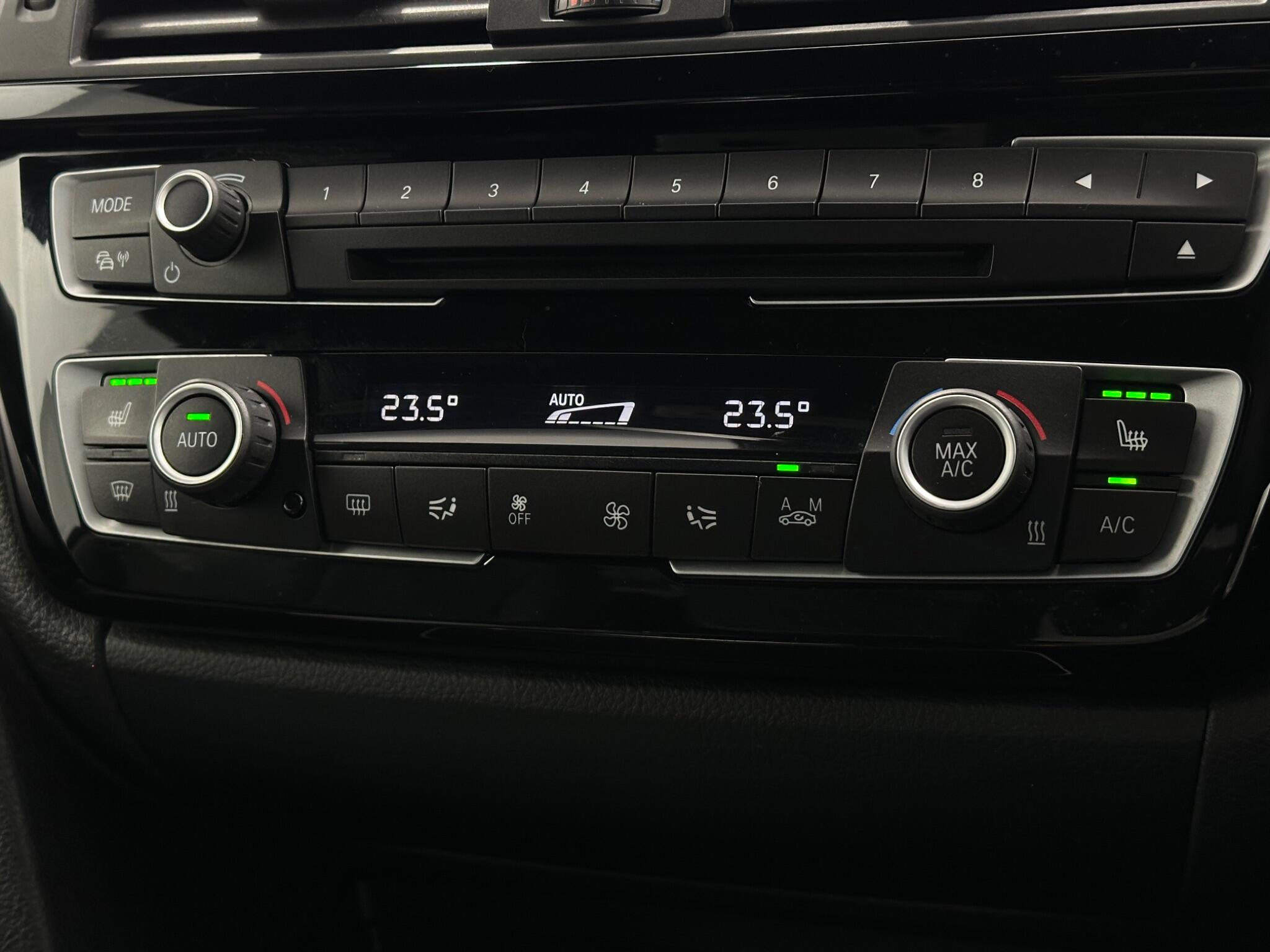 BMW 4 Series view 24