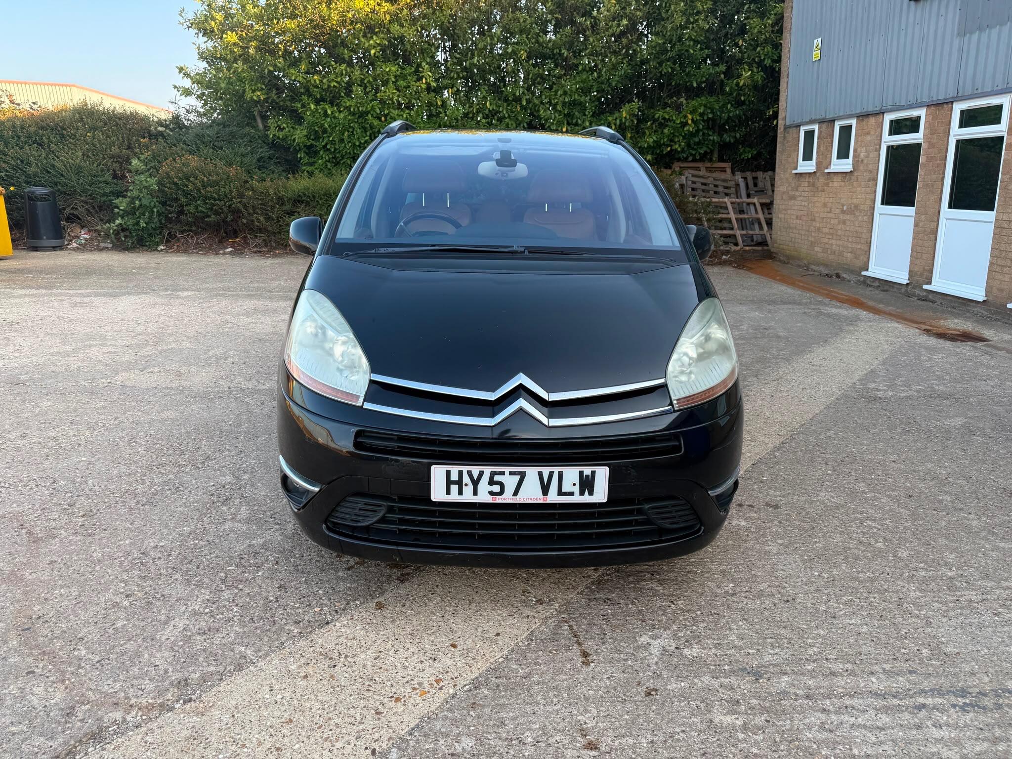 Citroen Grand C4 Picasso view 4