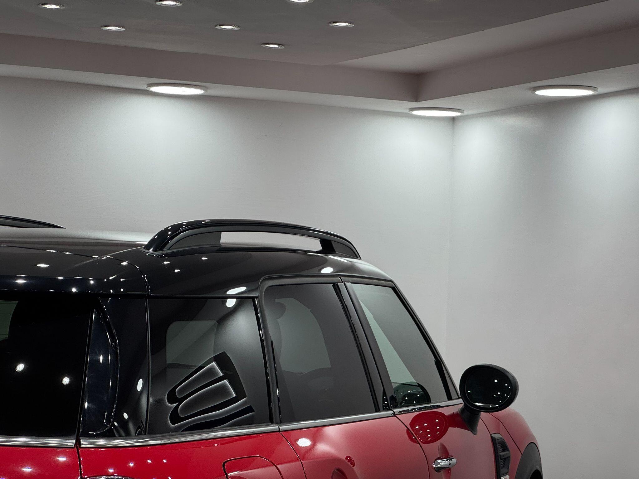 Mini Countryman view 22