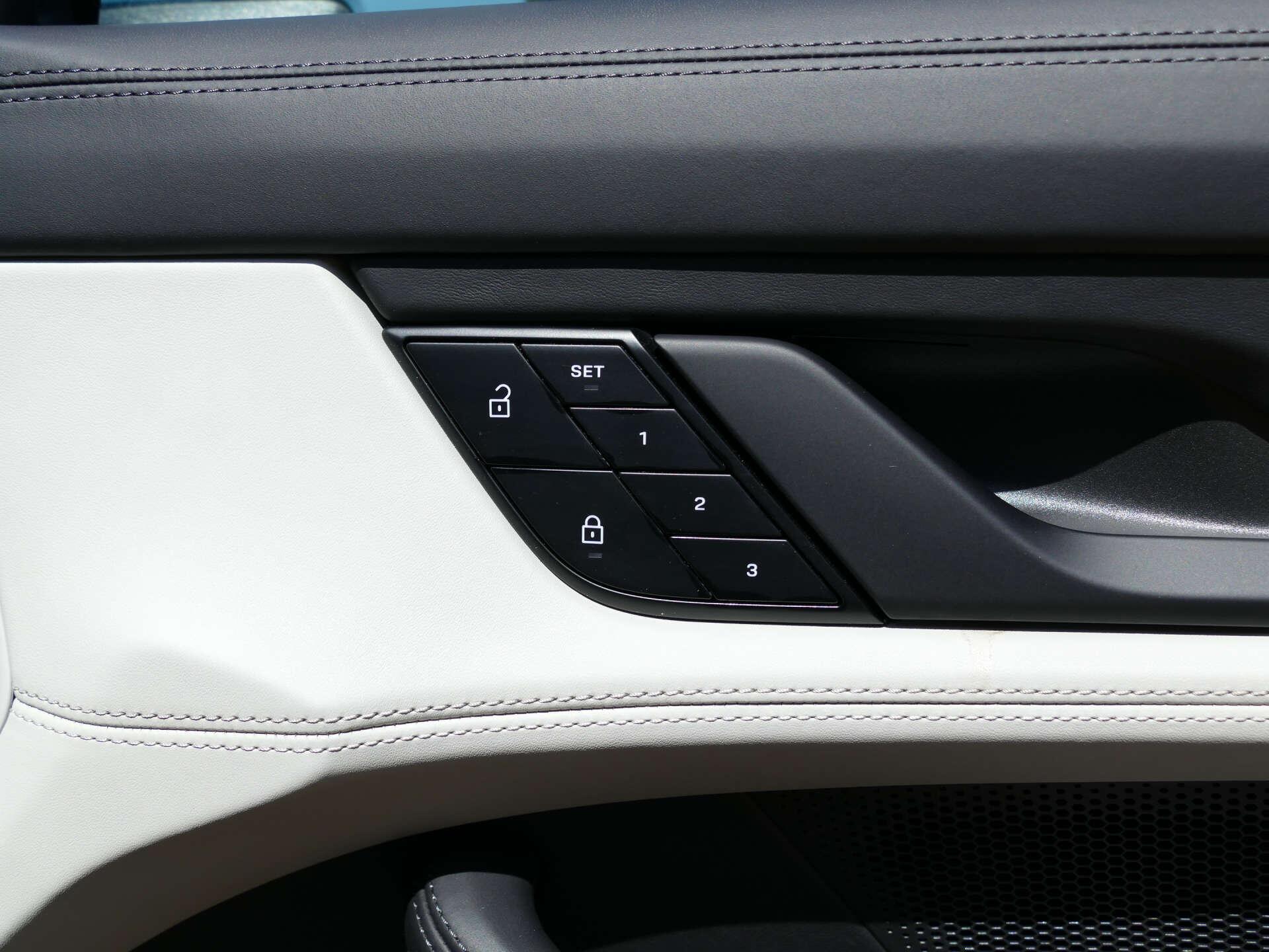 Porsche Taycan view 42