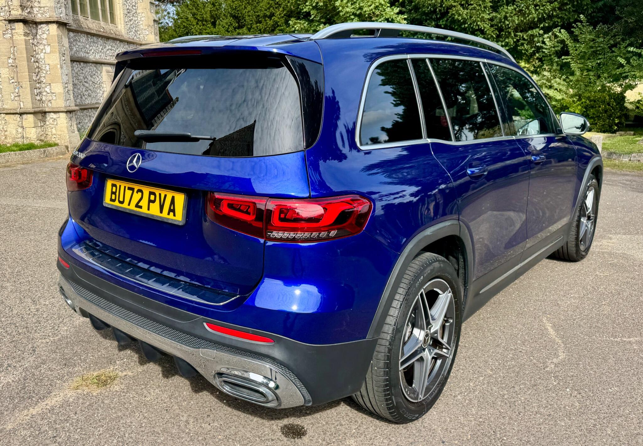 Mercedes-Benz GLB view 25