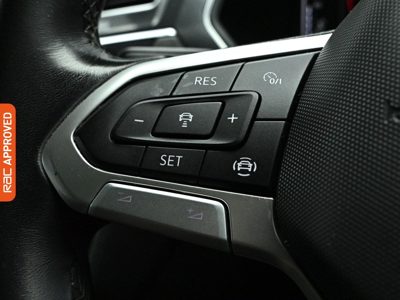 Volkswagen Tiguan Allspace view 26