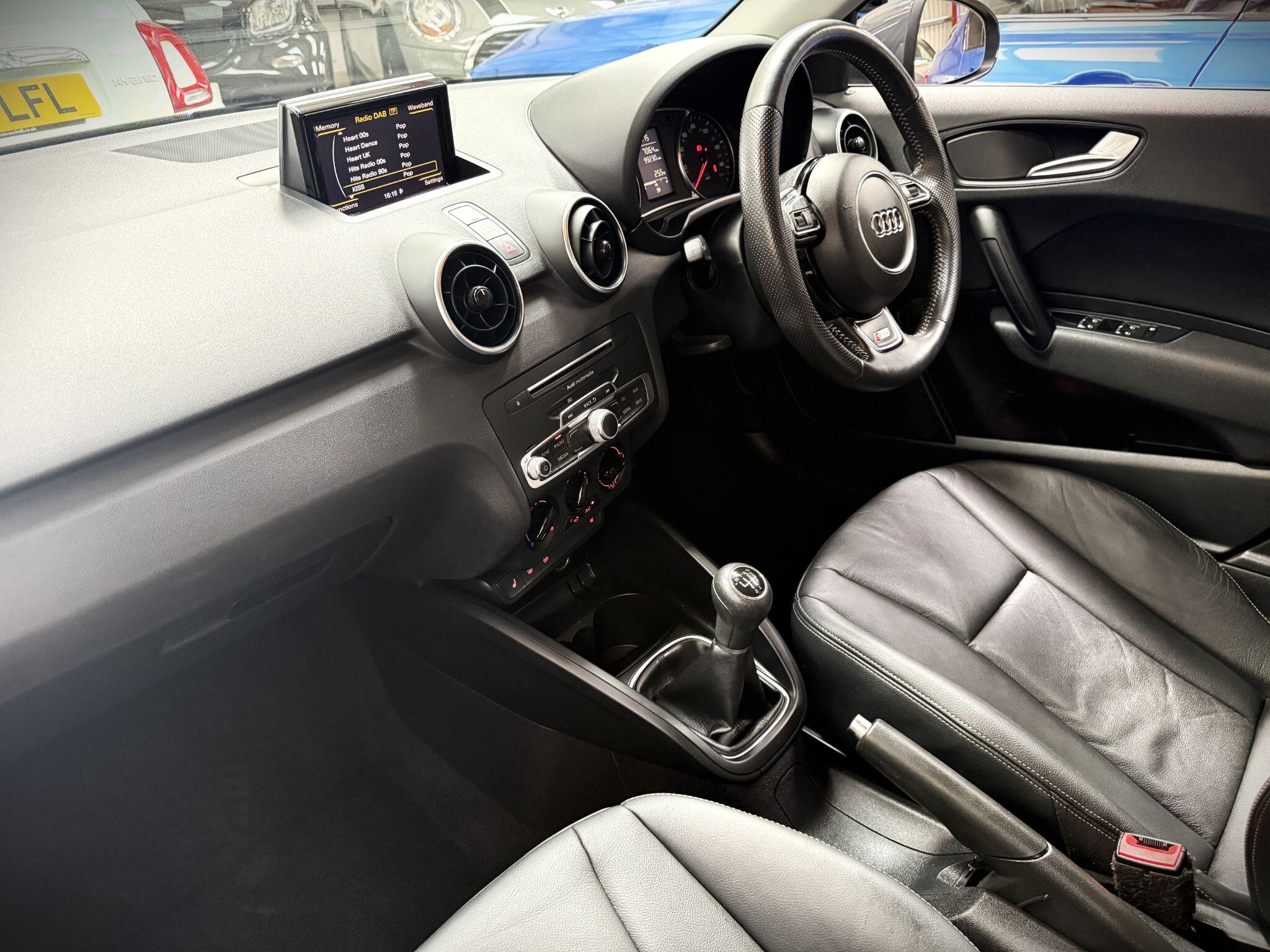 Audi A1 view 2