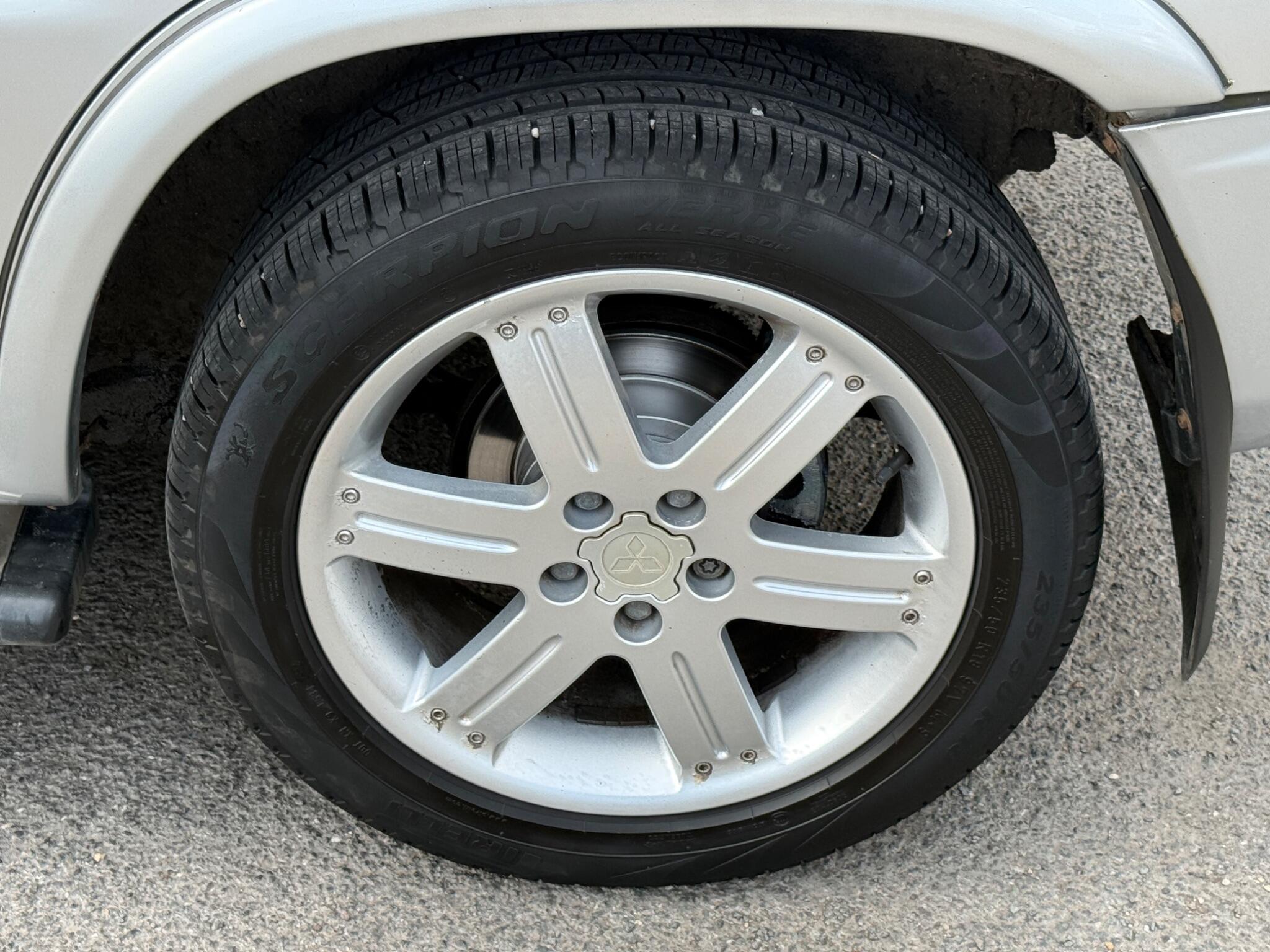 Mitsubishi Shogun Pinin - Image 15