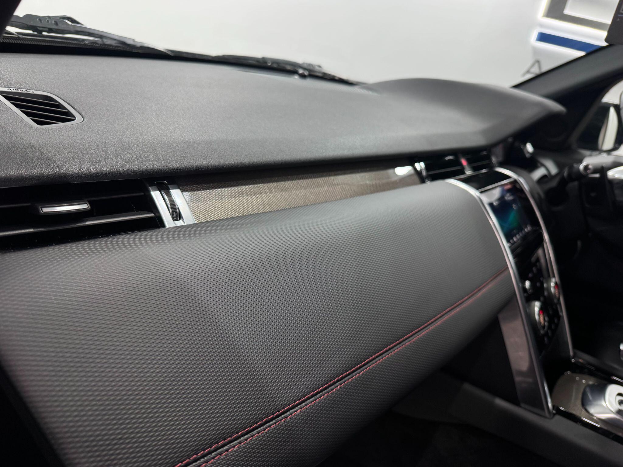 Land Rover Discovery Sport view 56