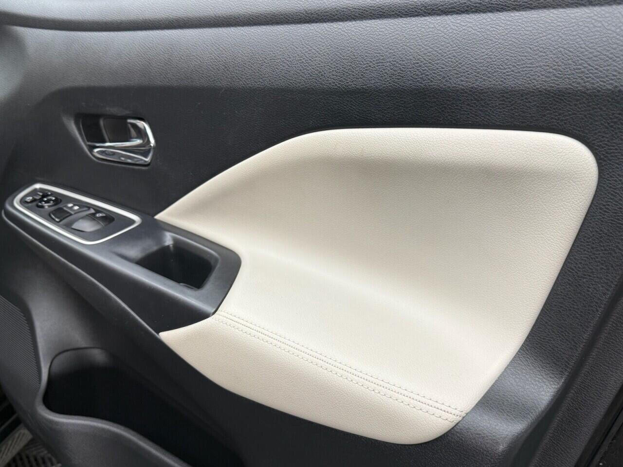 Nissan Micra view 10