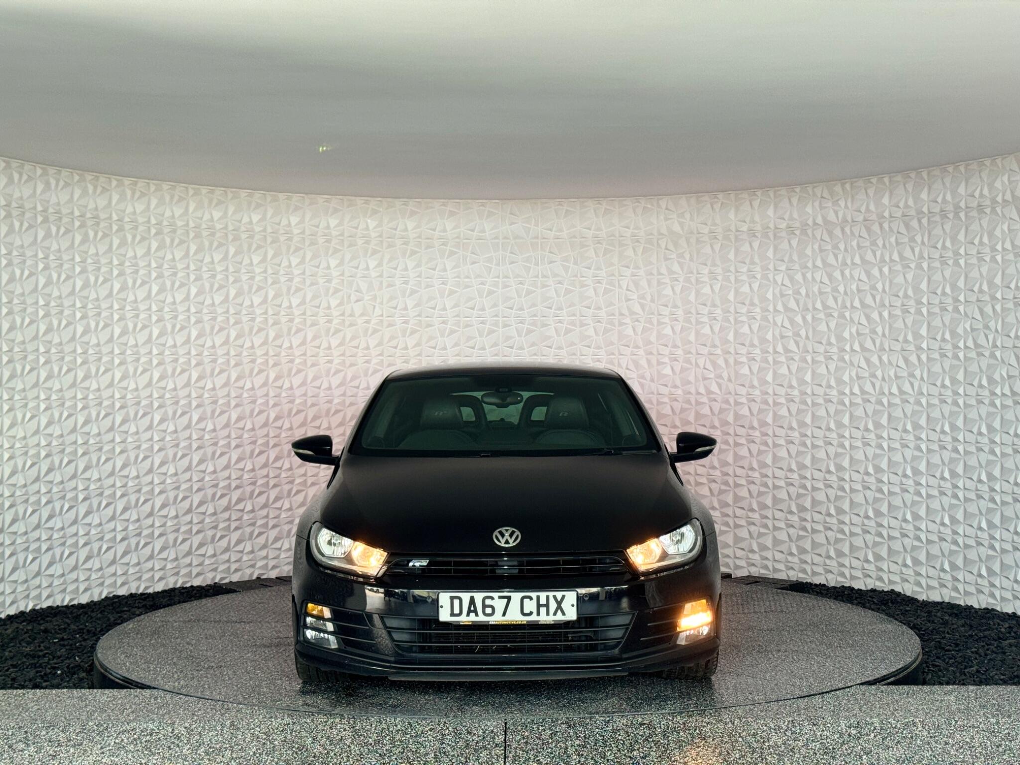 Volkswagen Scirocco view 4