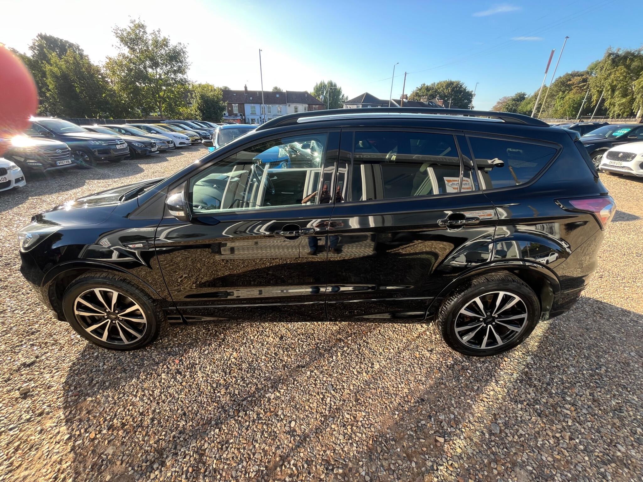 Ford Kuga view 9