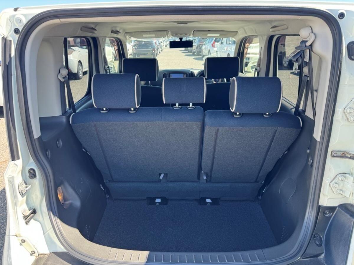 Nissan Cube view 19
