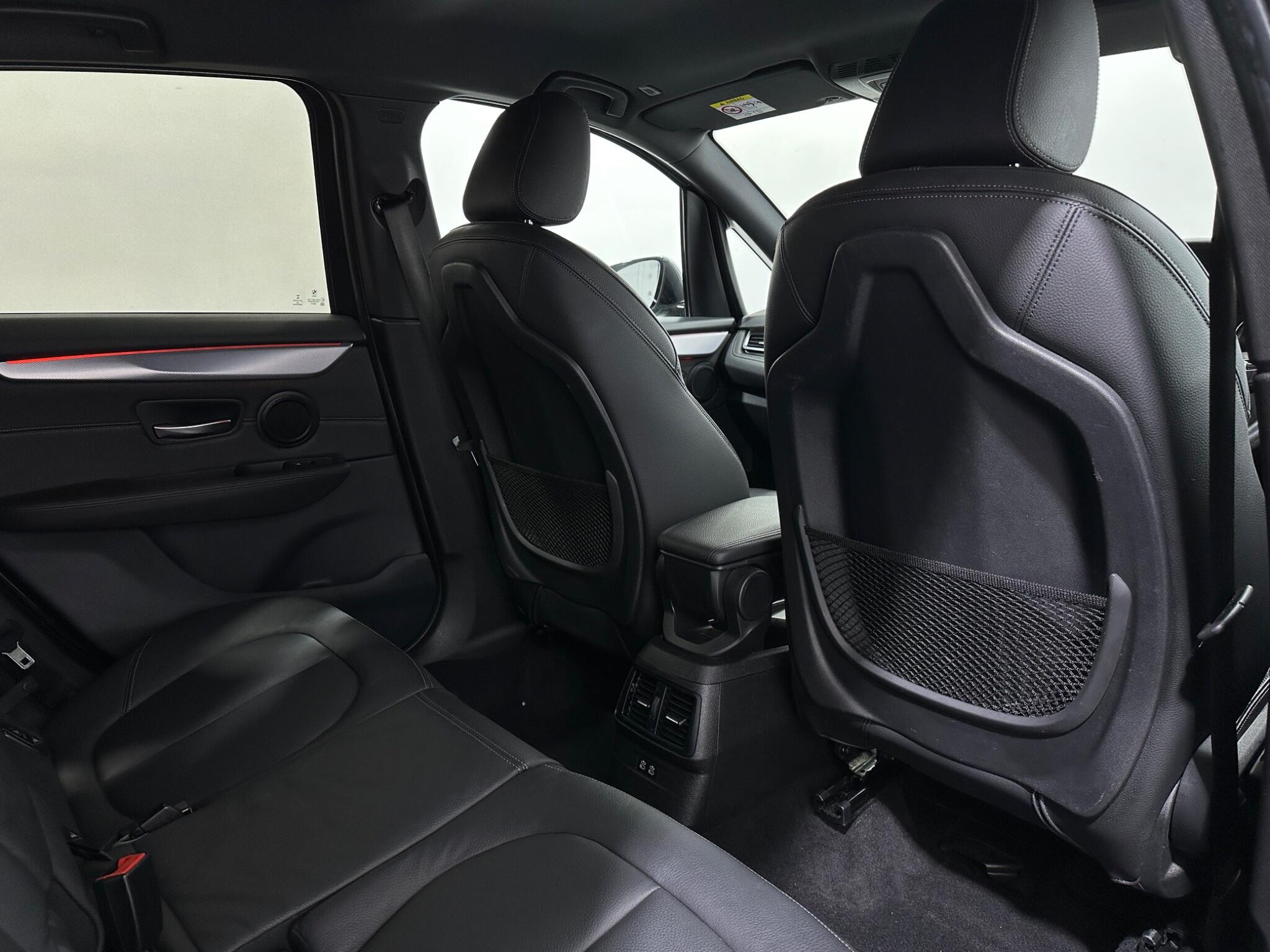 BMW 2 Series view 41