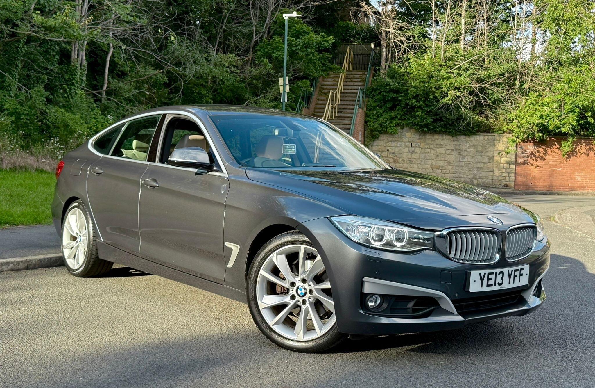 BMW 3 Series view 10