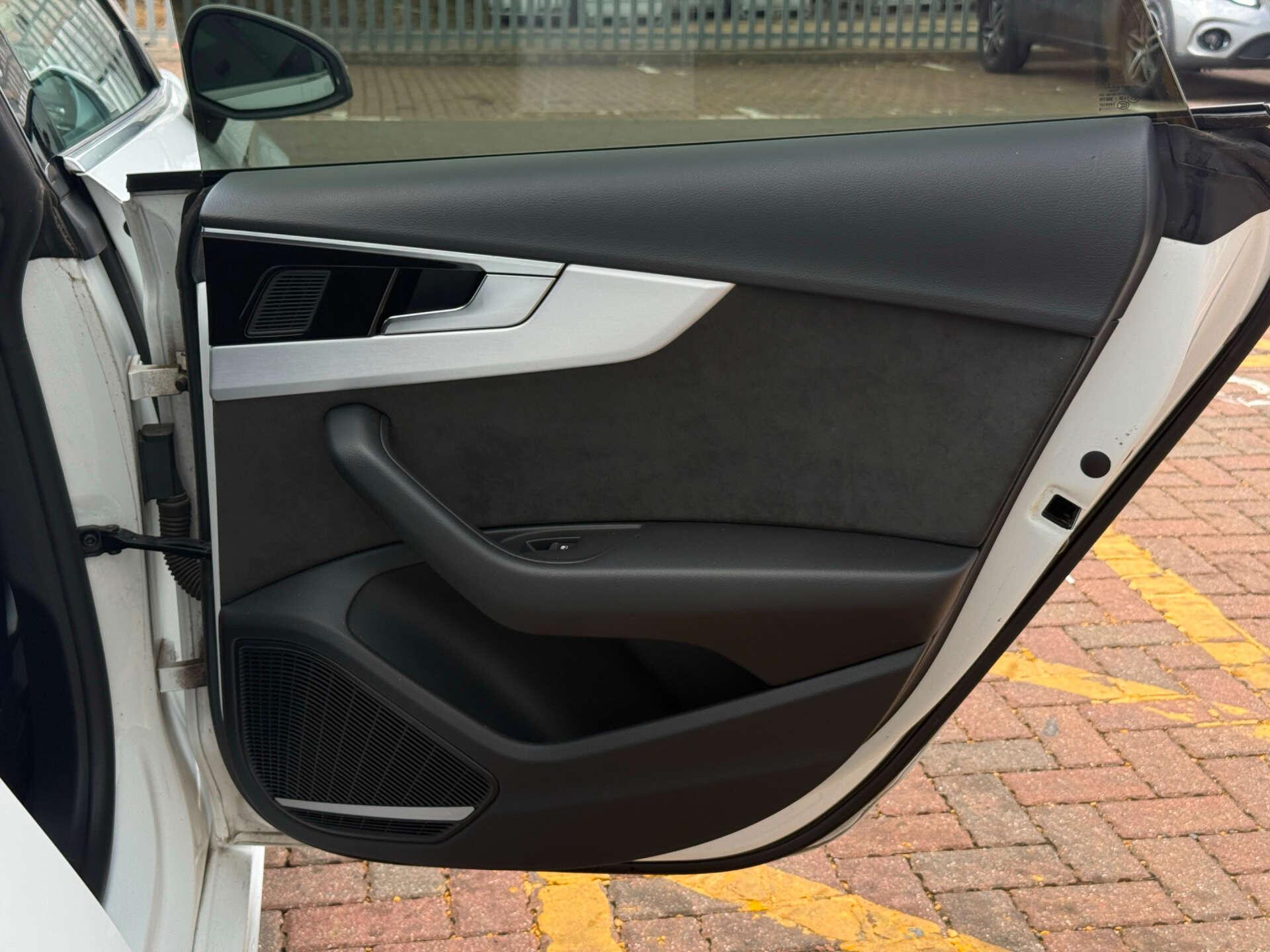 Audi A5 view 27