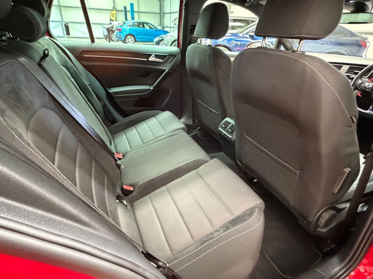 Volkswagen Golf view 25
