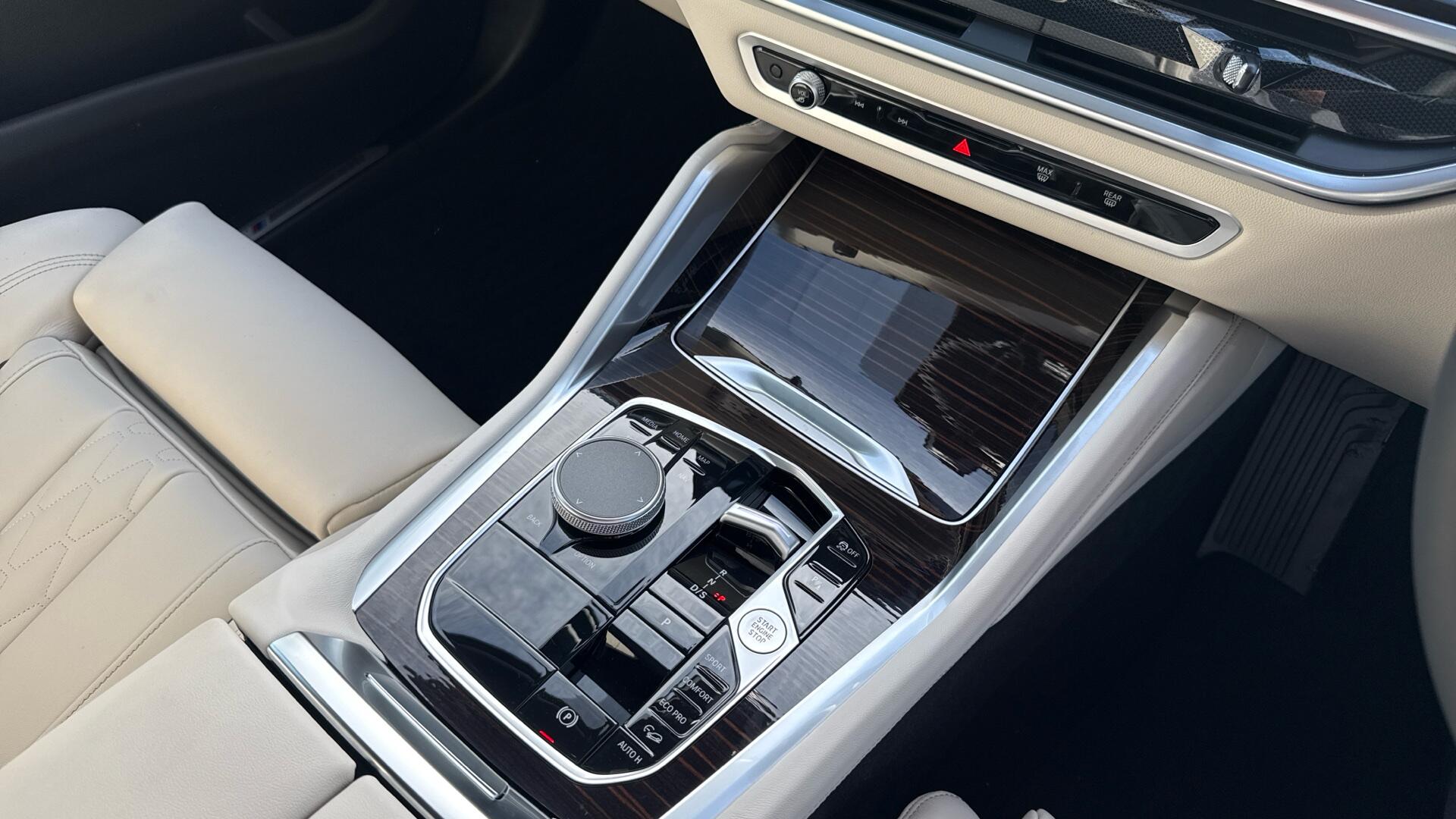 BMW X6 view 14