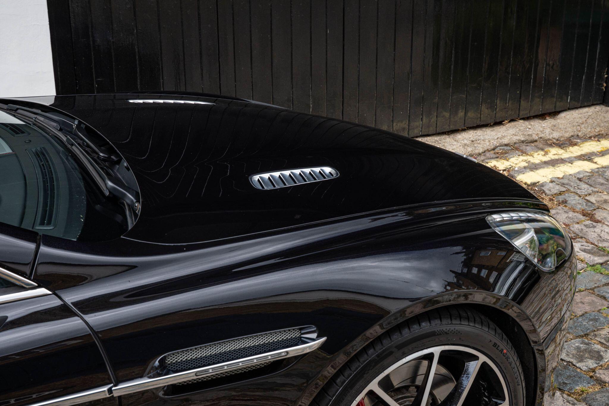 Aston Martin Rapide view 8