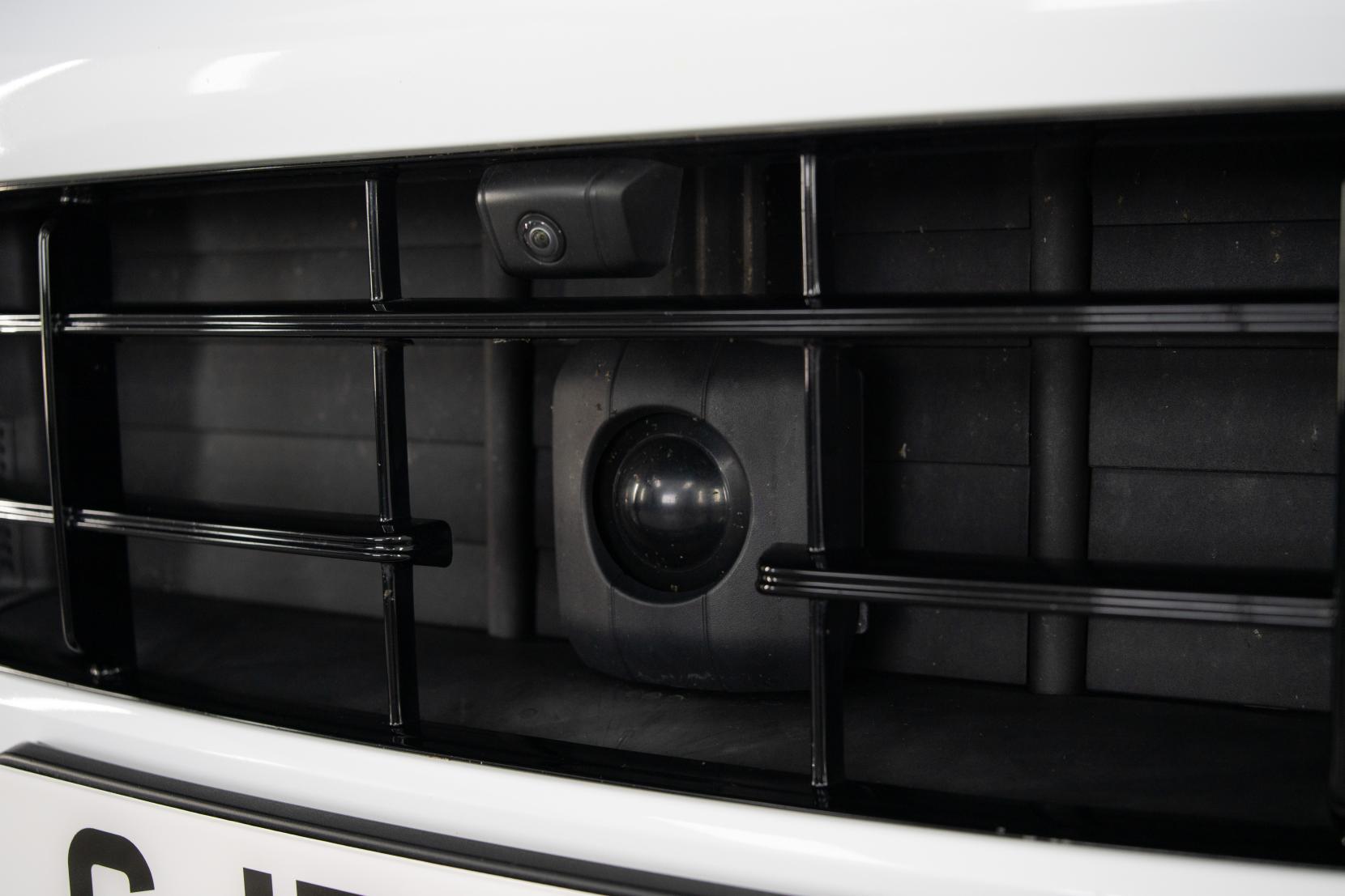 Porsche Cayenne view 32