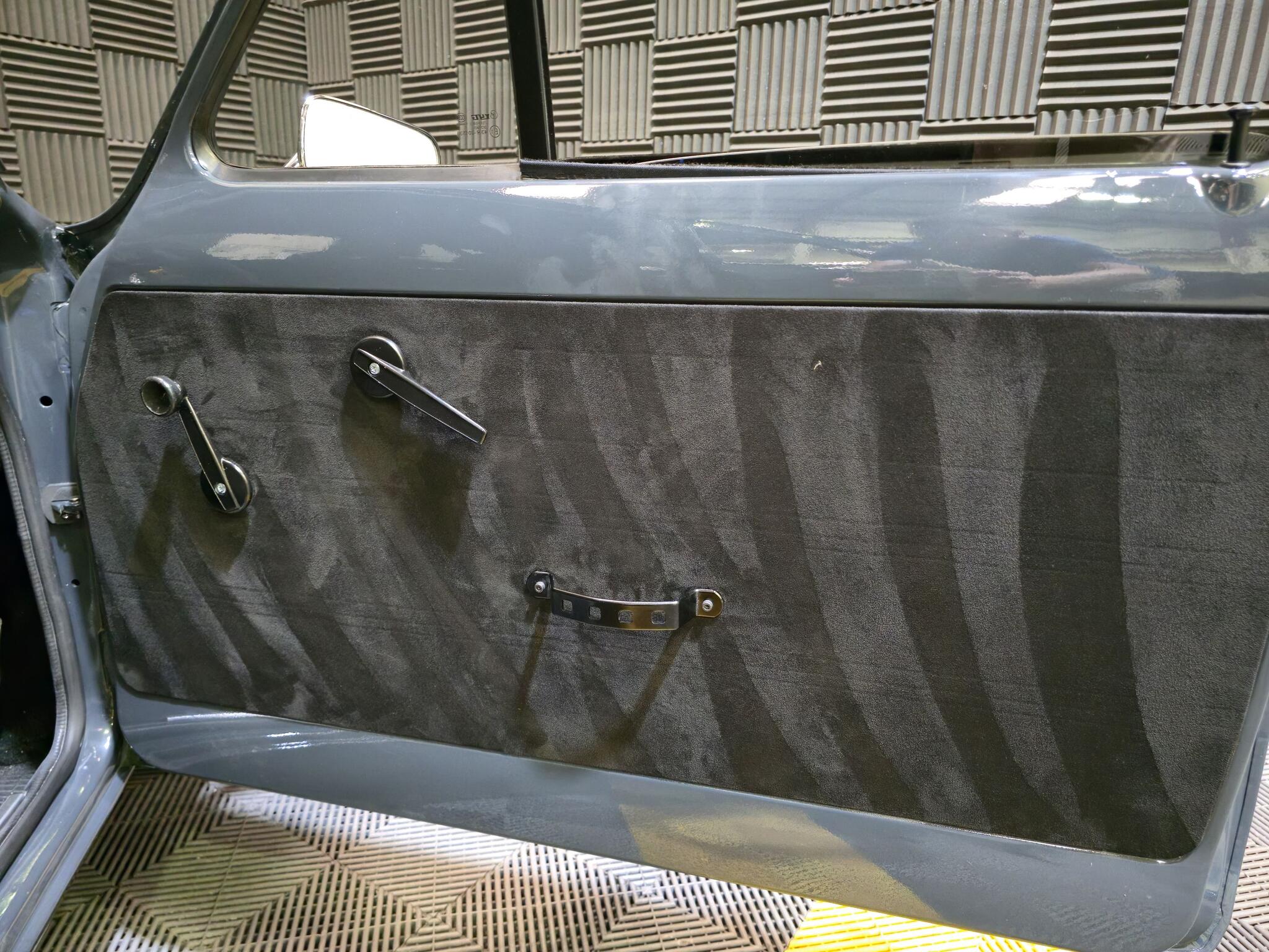 Ford Escort view 29