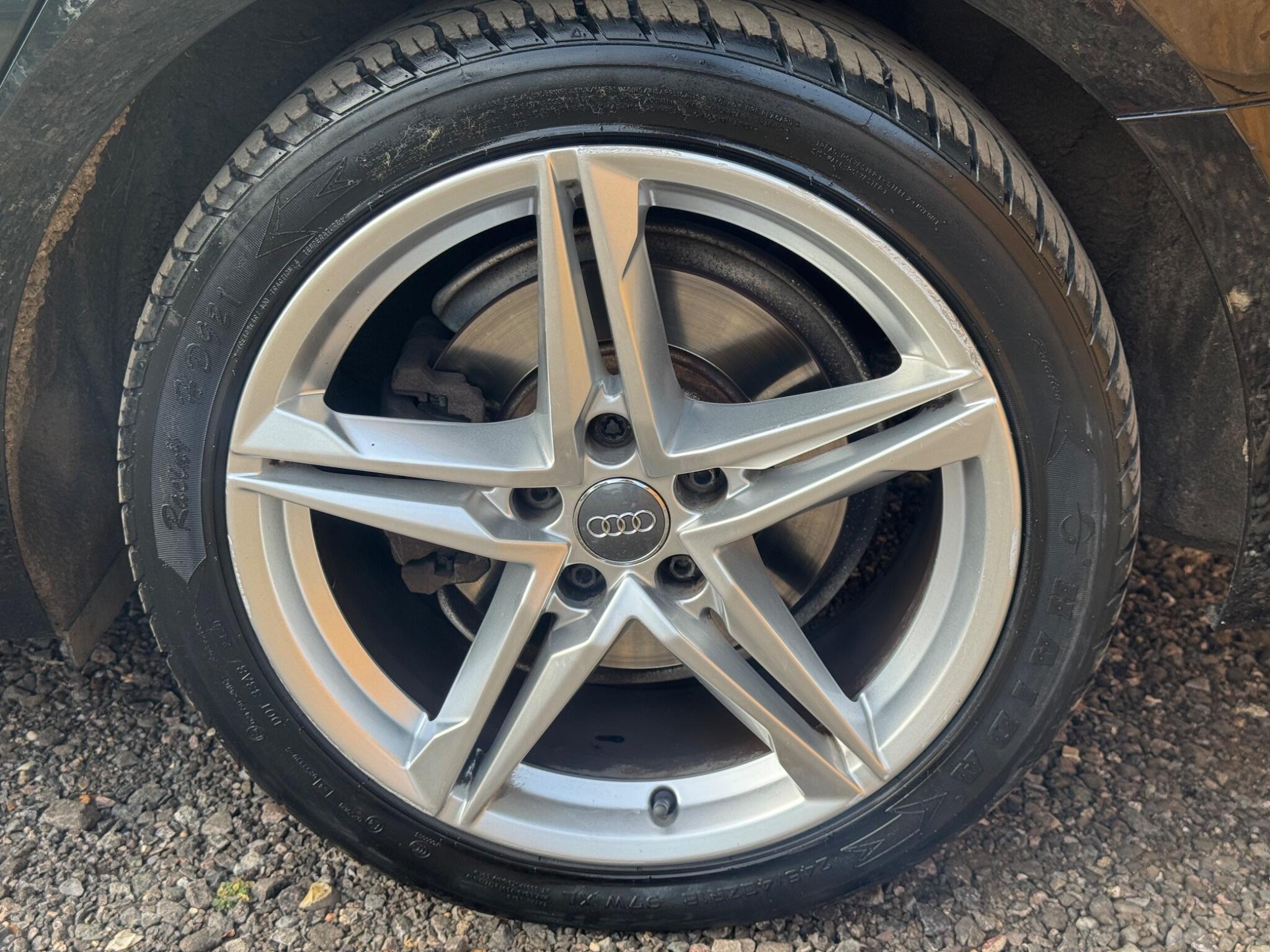 Audi A4 view 41