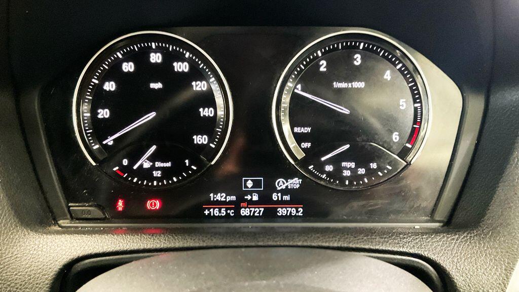 BMW 1 Series view 11