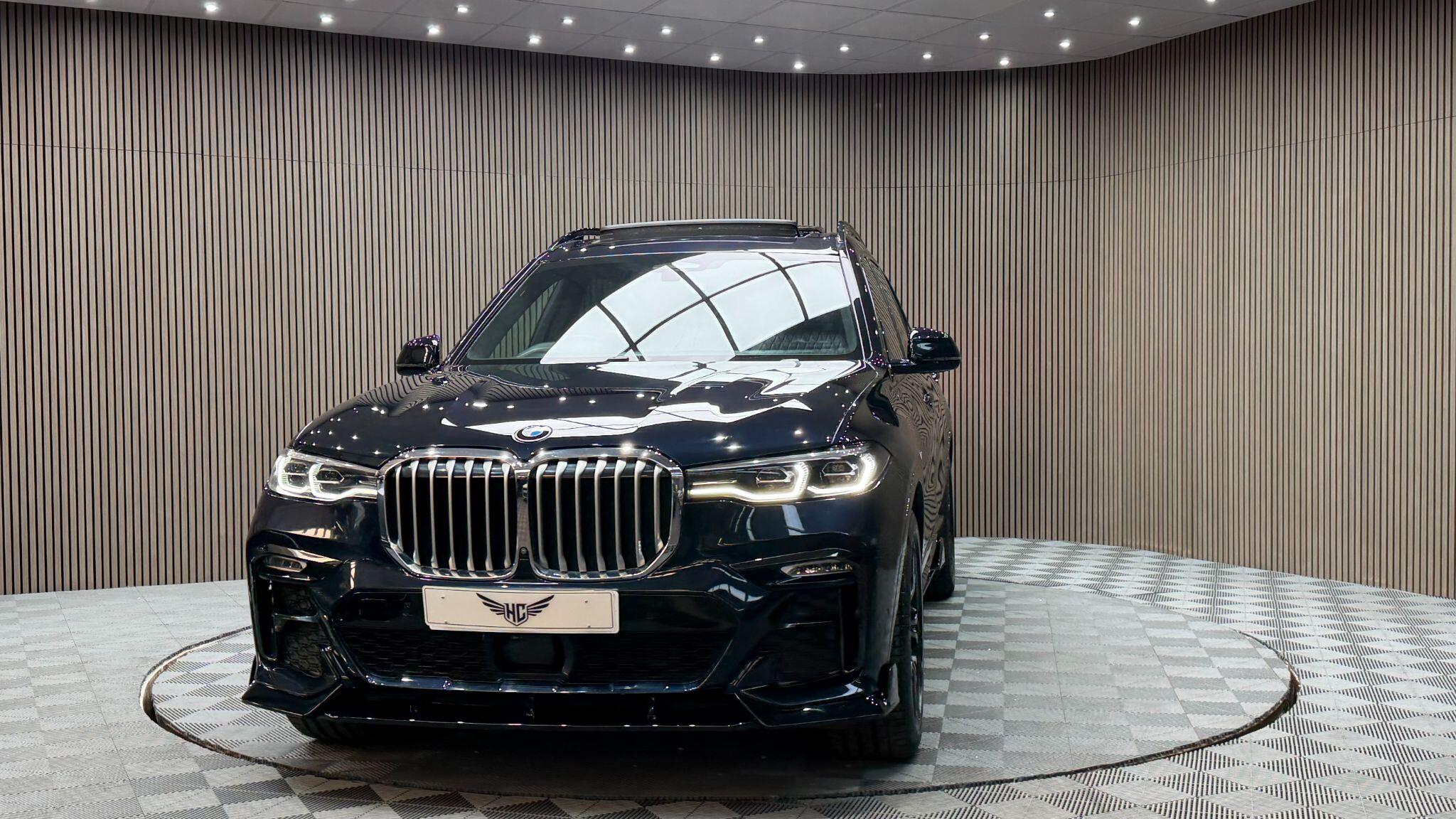 BMW X7 view 60