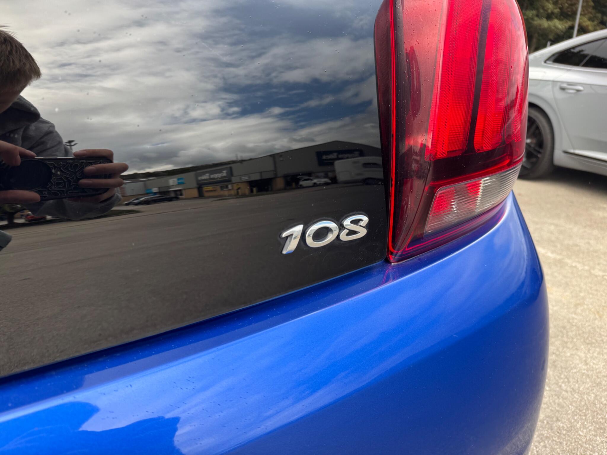 Peugeot 108 view 42