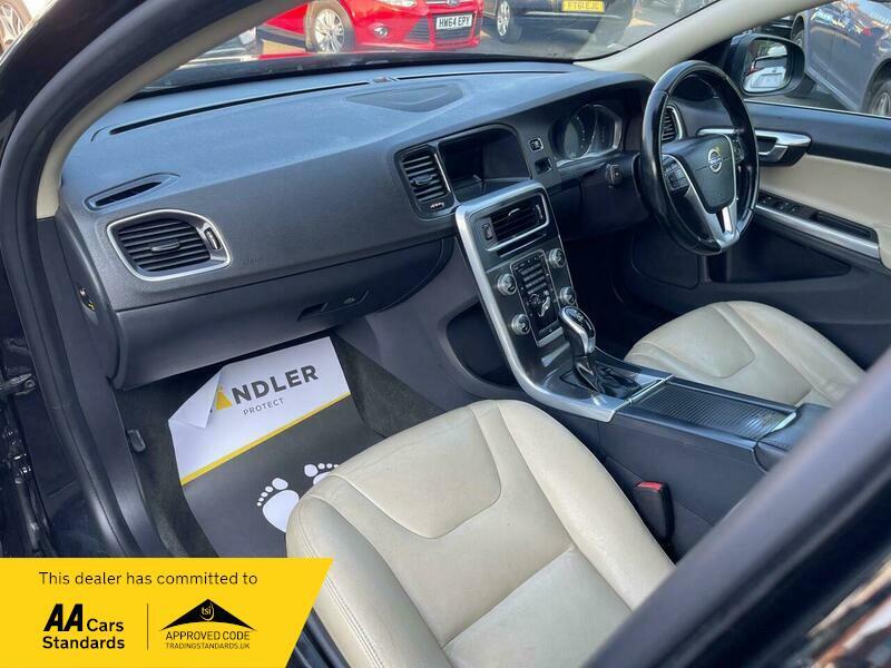 2015 Volvo S60 image 46
