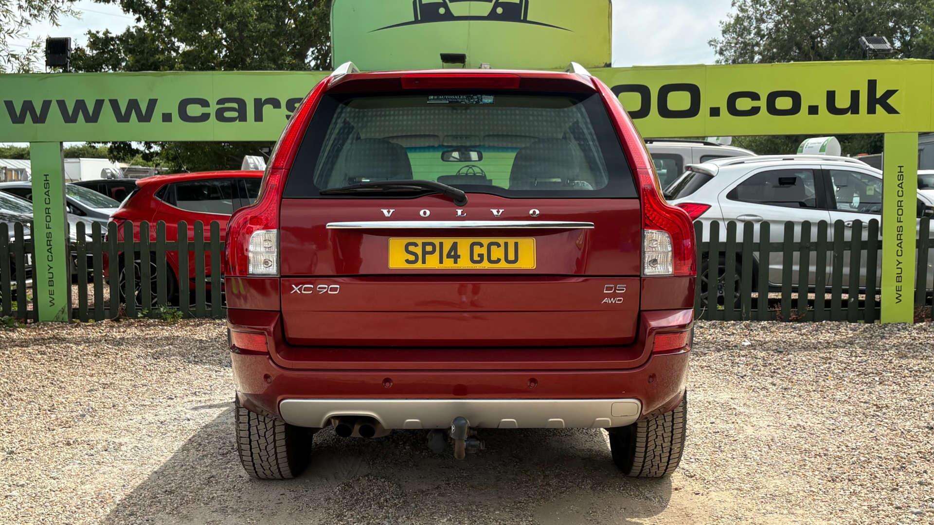 Volvo XC90 view 5