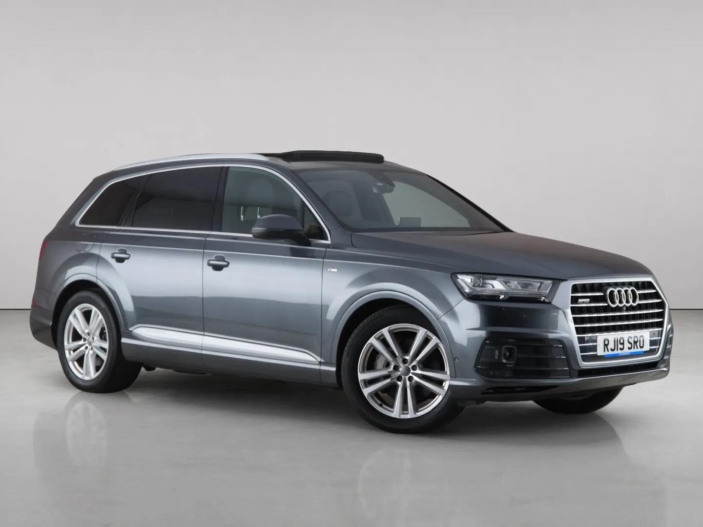 2019 Audi Q7 in Grey for sale