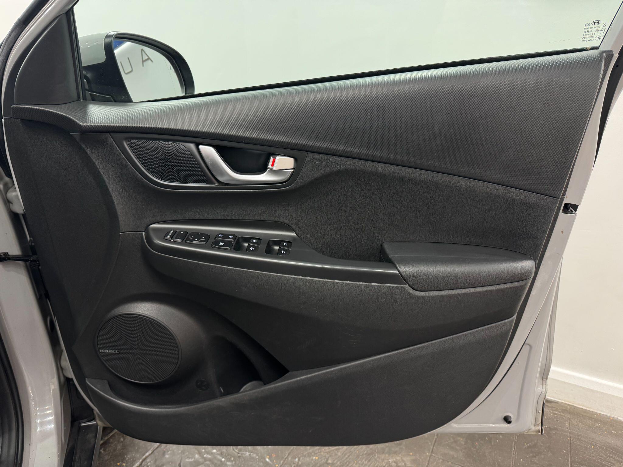 Hyundai Kona view 27
