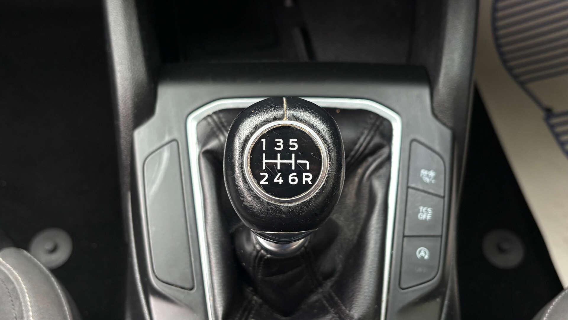Ford Focus view 31