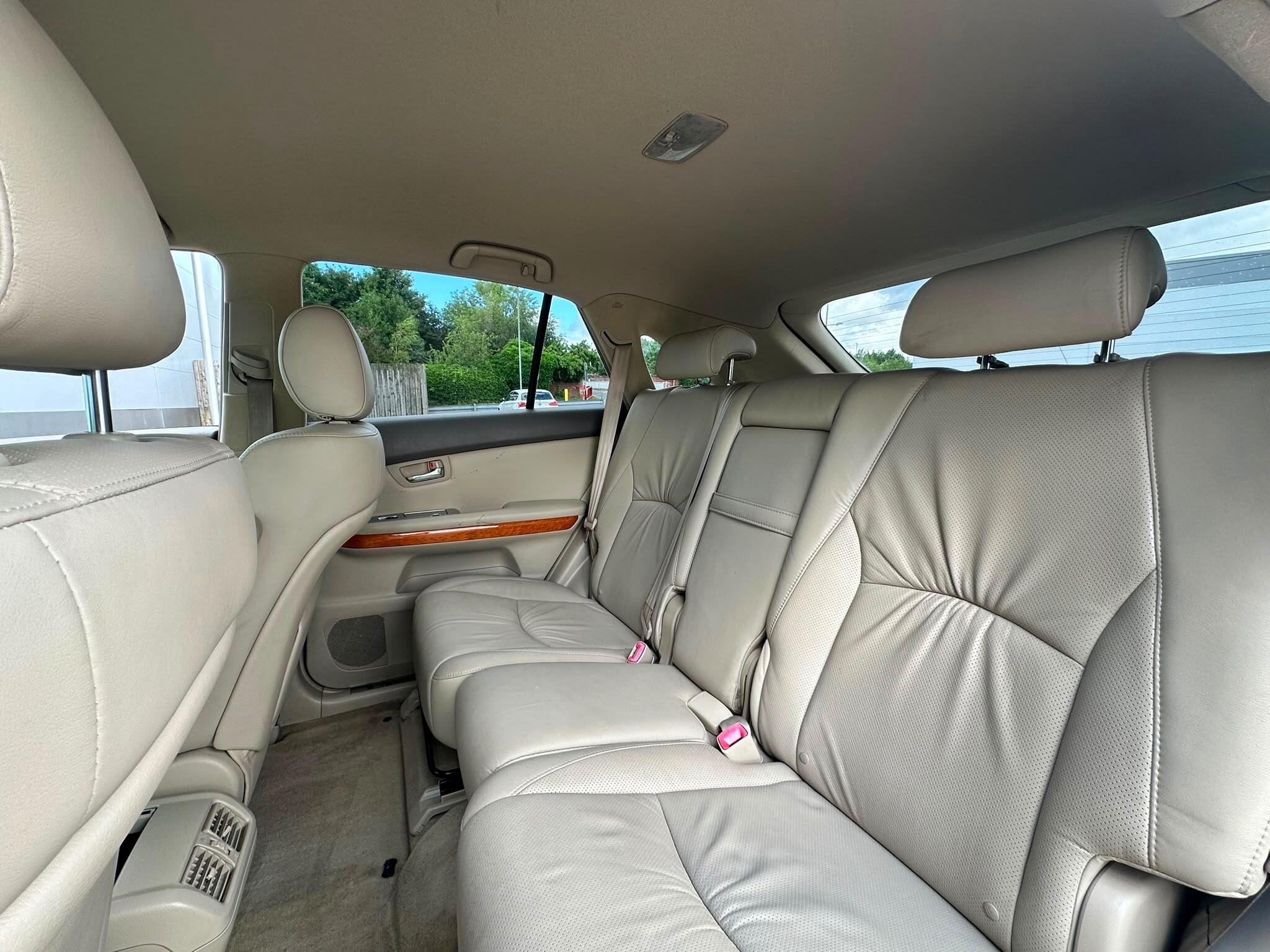 Lexus RX view 25