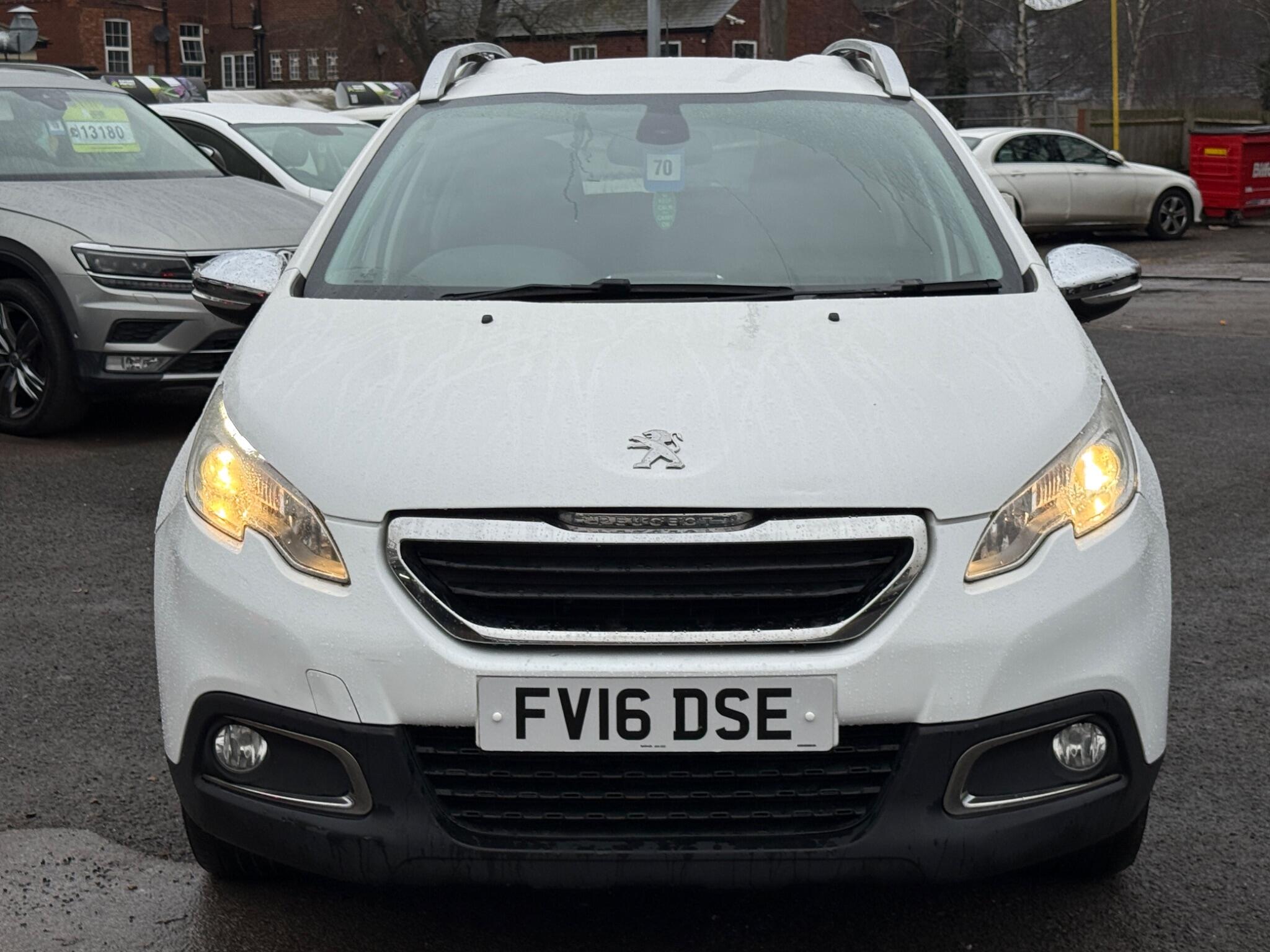 Peugeot 2008 - Image 7