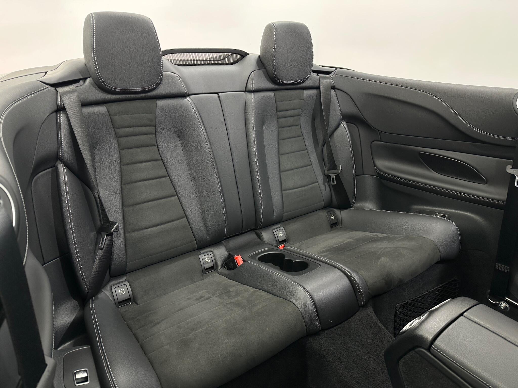 Mercedes-Benz E-Class view 39