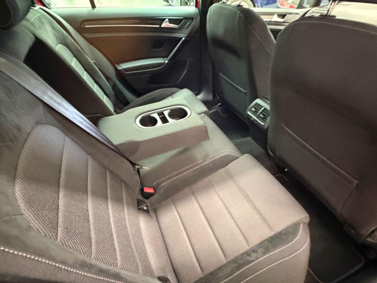 Volkswagen Golf view 27