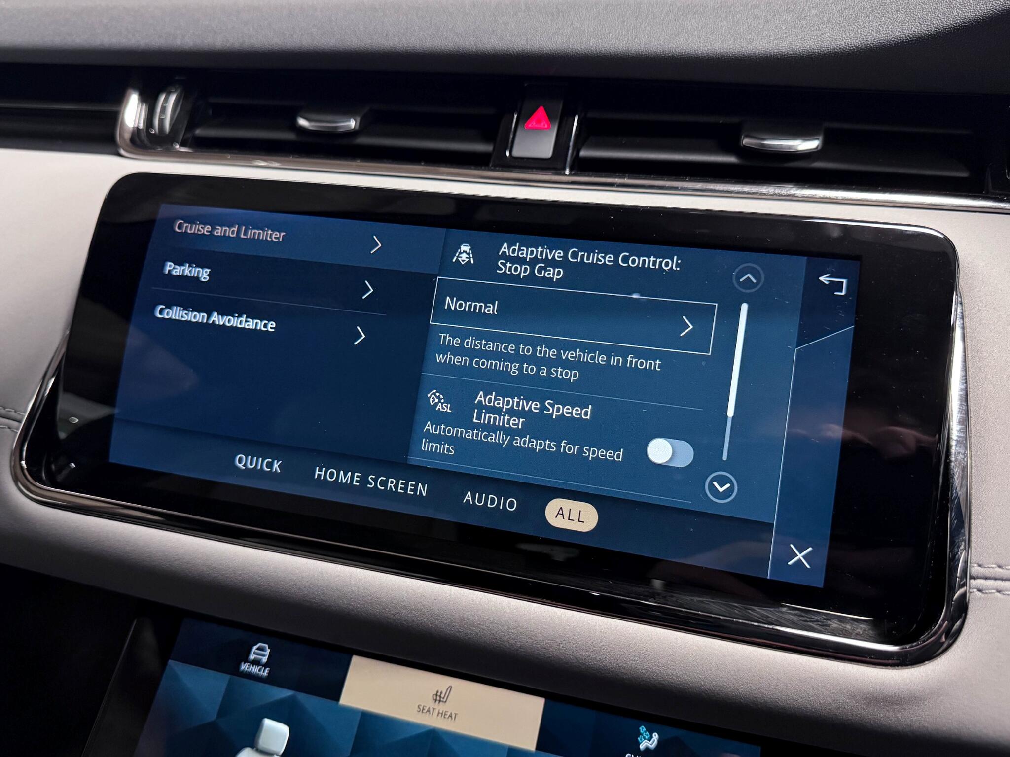 Land Rover Range Rover Evoque view 61