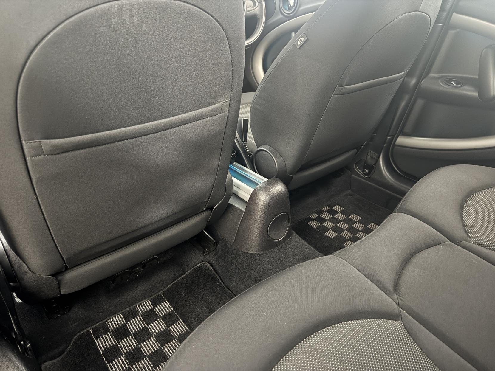 Mini Countryman view 63
