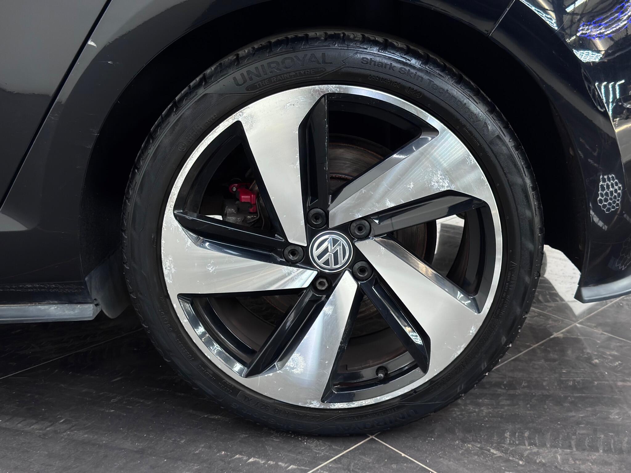 Volkswagen Golf view 68