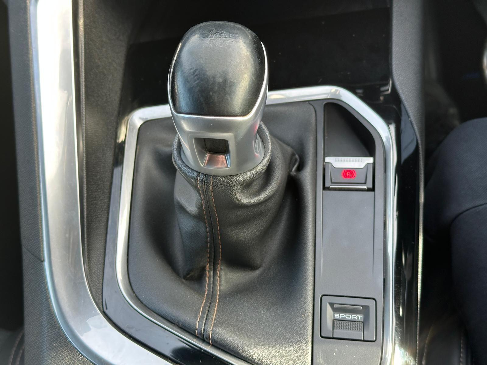 Peugeot 3008 view 19