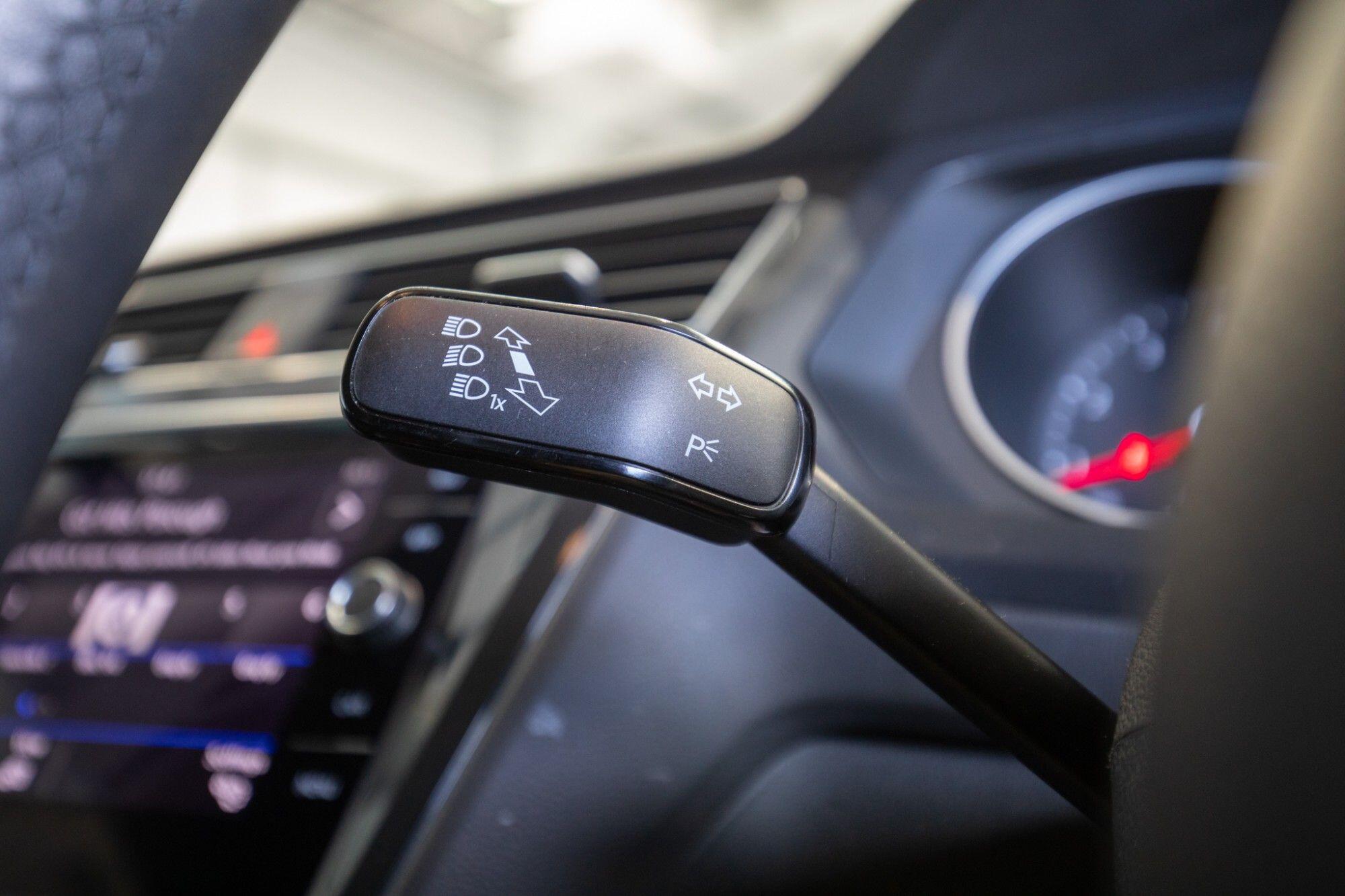 Volkswagen Tiguan view 18