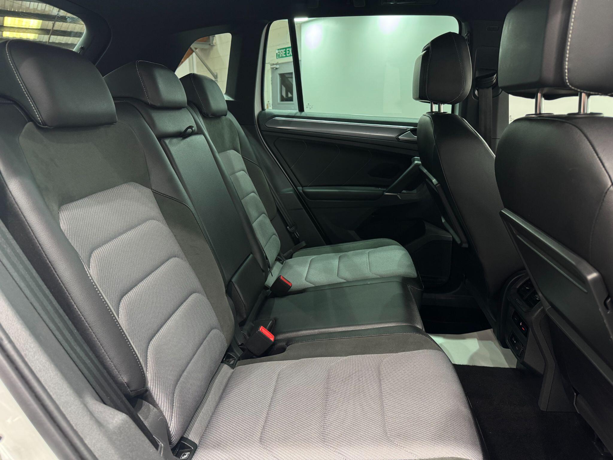 Volkswagen Tiguan view 49